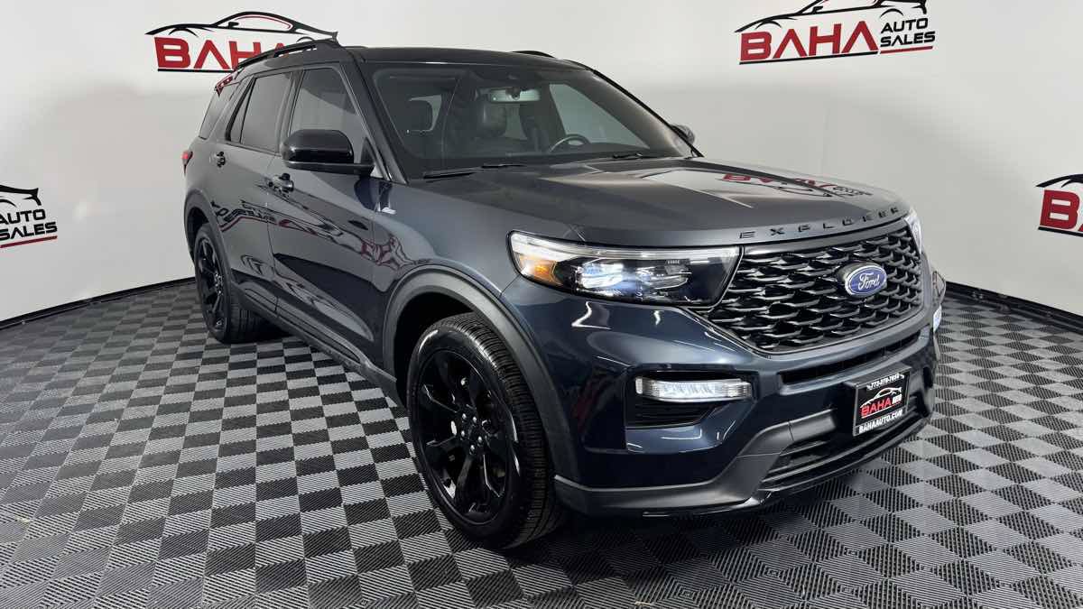 Used 2023 Ford Explorer ST-Line w/ Class IV Trailer Tow Package AWD/4WD image 8