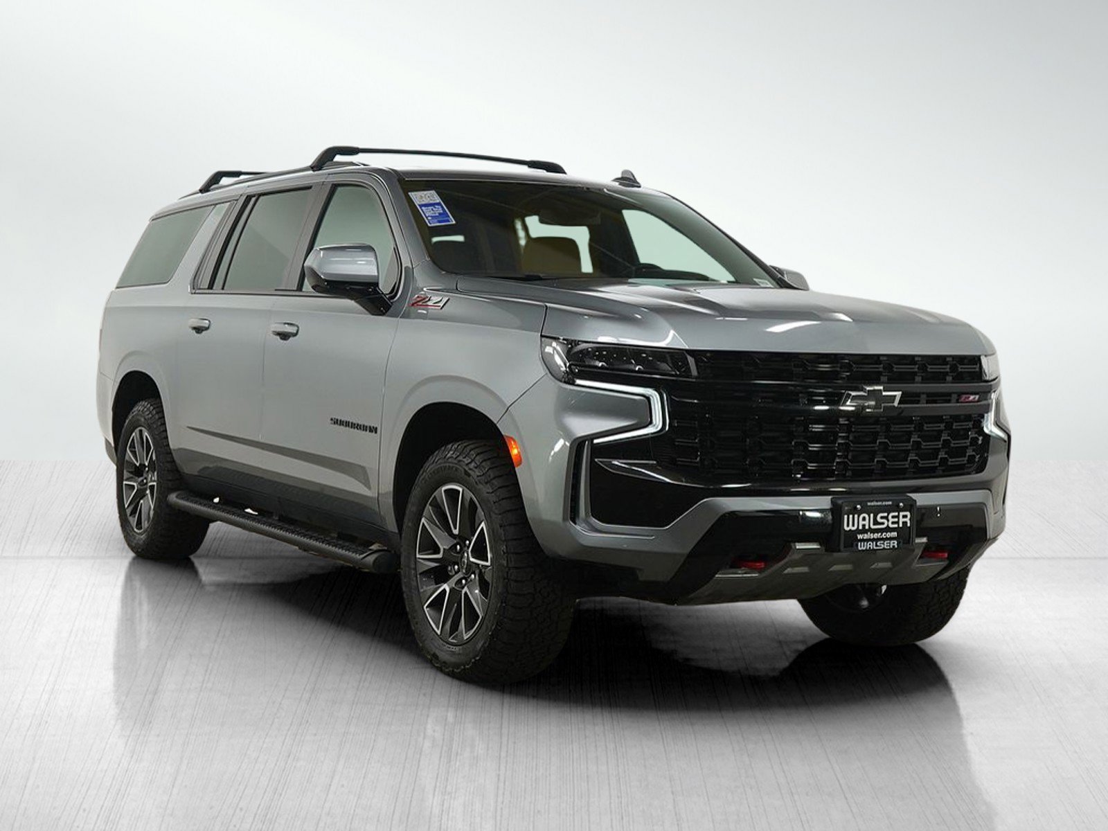 Used 2024 Chevrolet Suburban Z71 AWD/4WD image 9