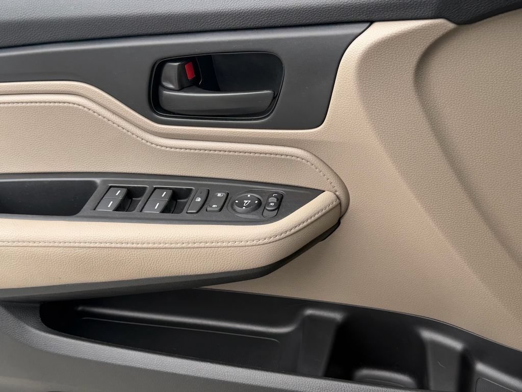 Used 2022 Honda Odyssey EX image 26
