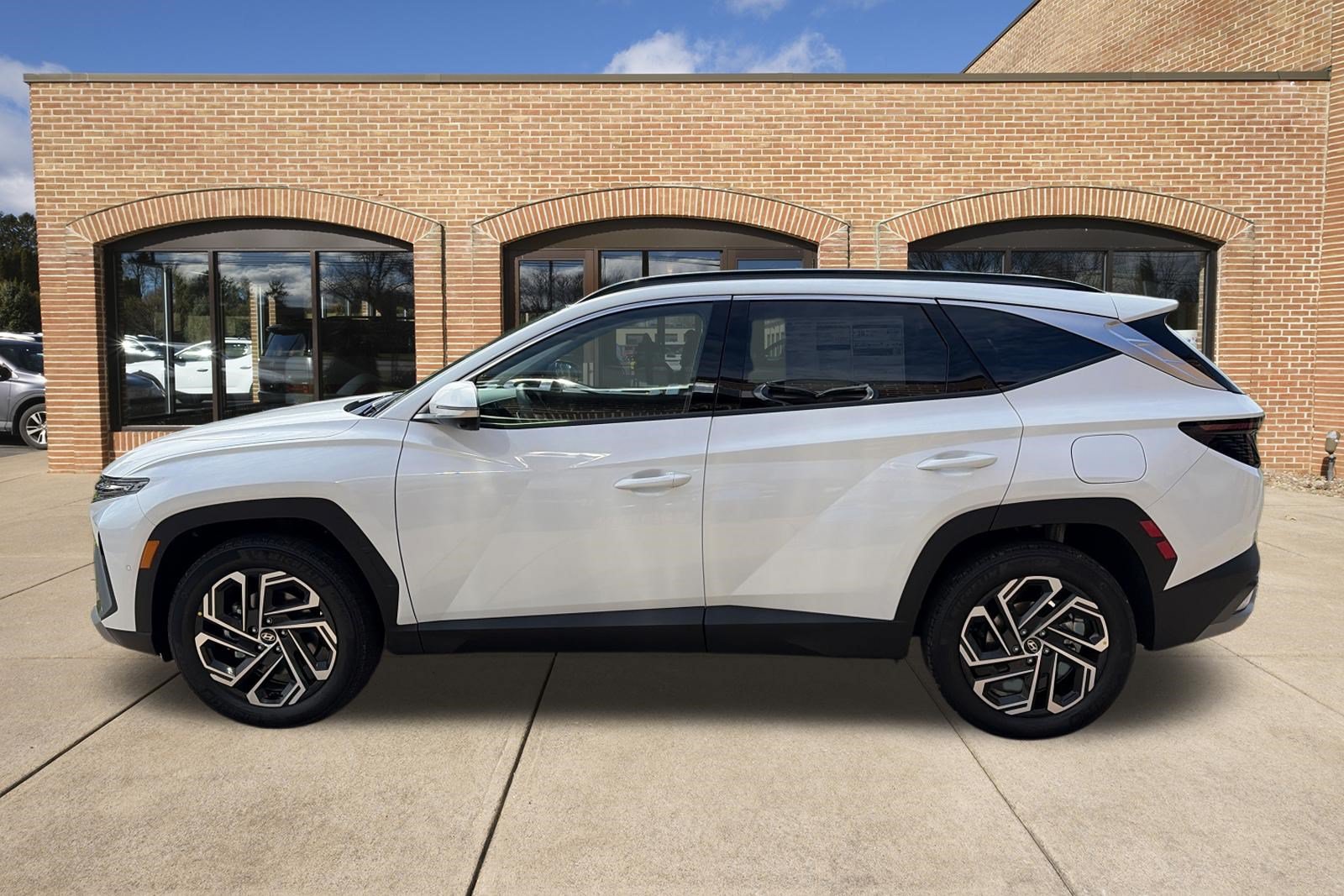 New 2026 Hyundai Tucson Limited AWD/4WD image 7