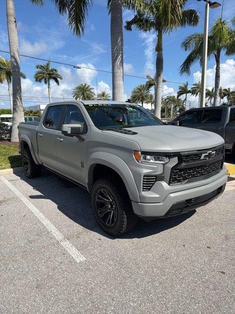 Used 2022 Chevrolet Silverado 1500 RST AWD/4WD image 2