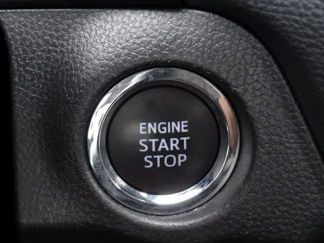 Certified 2025 Toyota RAV4 XLE FWD image 21