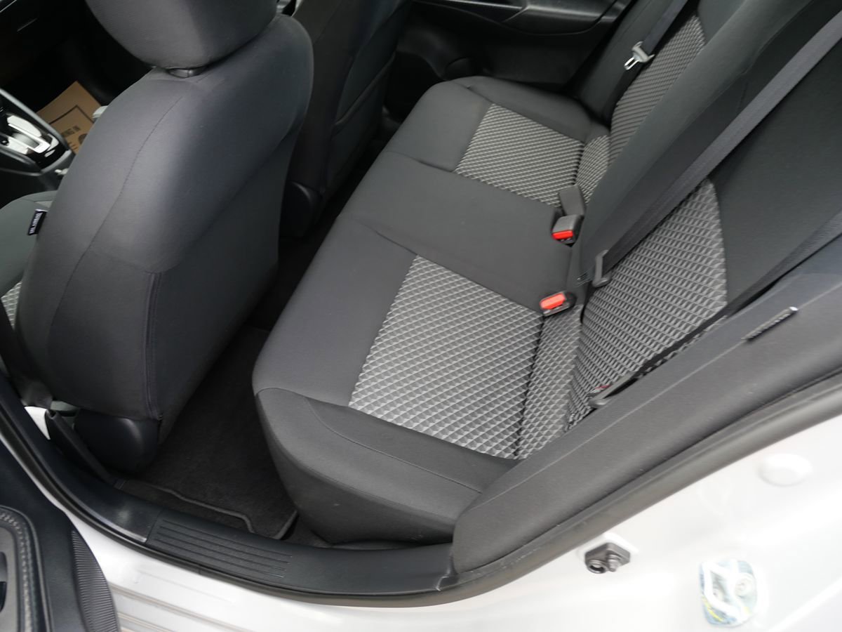 Used 2020 Nissan Versa S FWD image 19