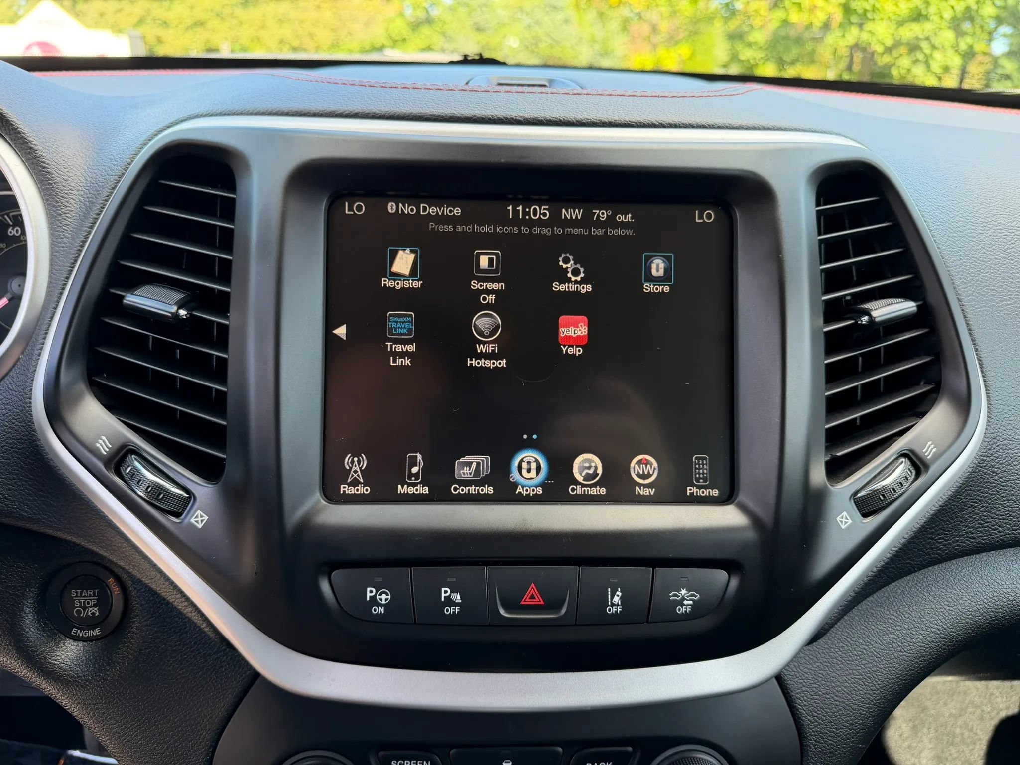 Used 2014 Jeep Cherokee Trailhawk w/ Technology Group AWD/4WD image 27