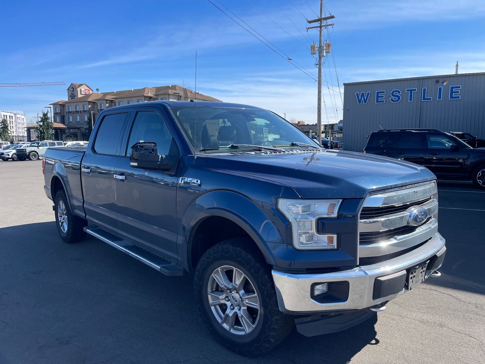Used 2016 Ford F150 Lariat w/ Equipment Group 502A Luxury image 4