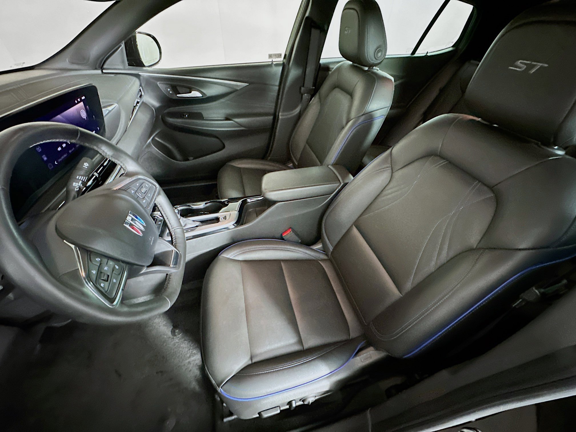 Used 2025 Buick Envista Sport Touring w/ Convenience I Package image 13