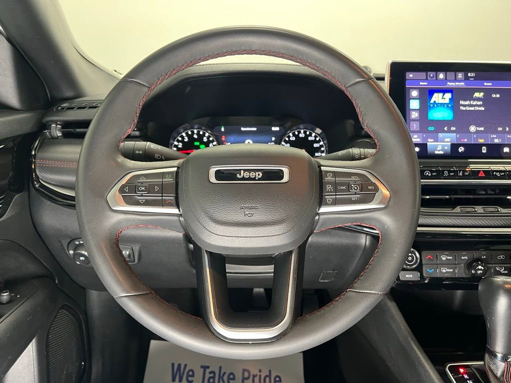 Used 2023 Jeep Compass Trailhawk image 14