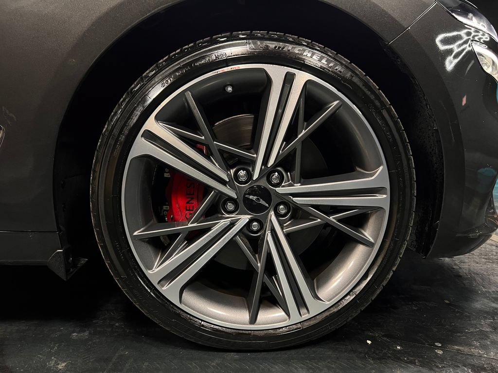 Used 2024 Genesis G70 2.5T w/ Sport Prestige Package RWD image 21