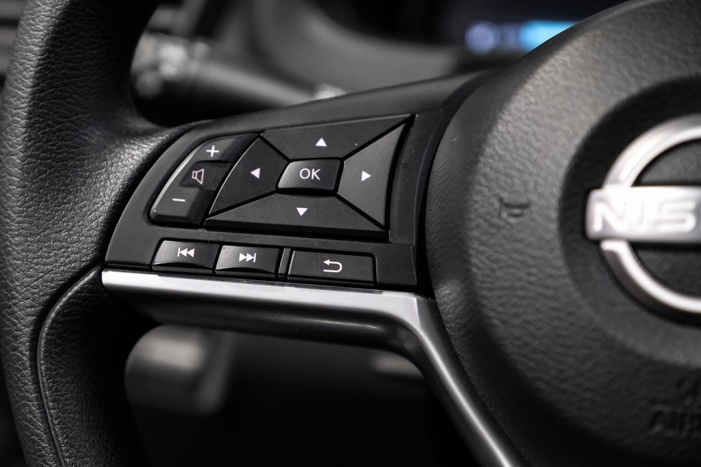 Used 2023 Nissan Leaf S image 19