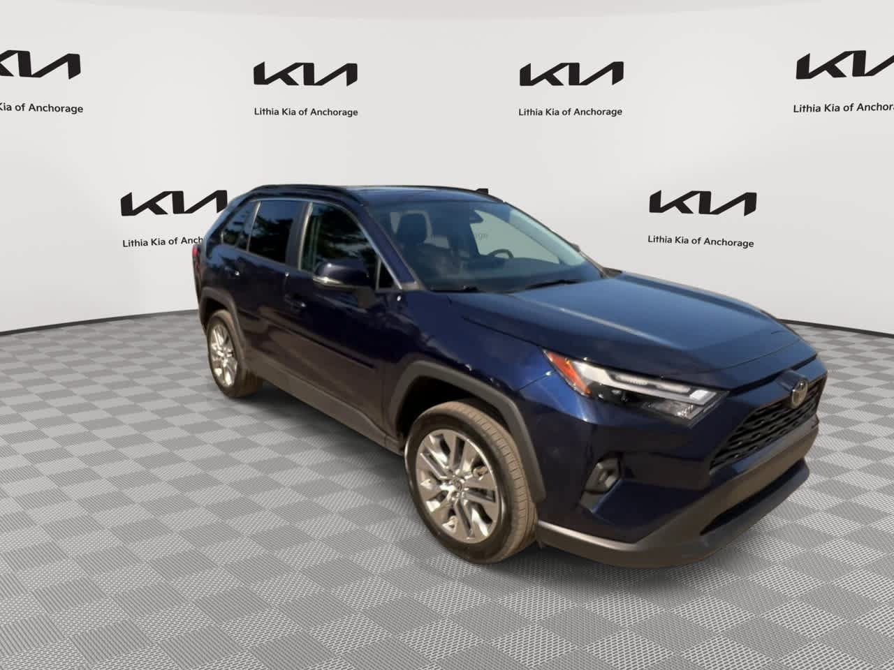 Used 2023 Toyota RAV4 XLE Premium AWD/4WD image 2