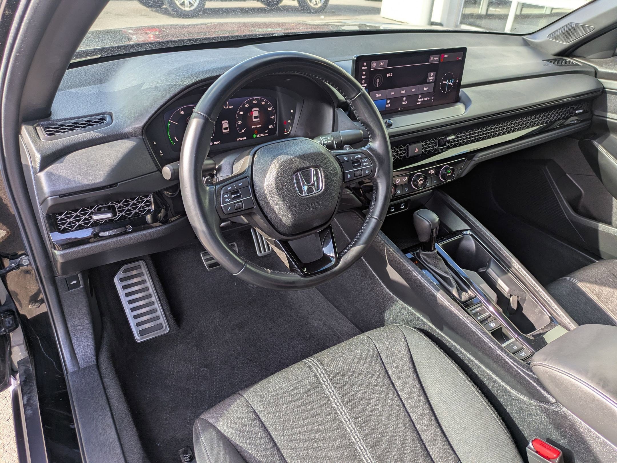 Used 2023 Honda Accord Sport image 17