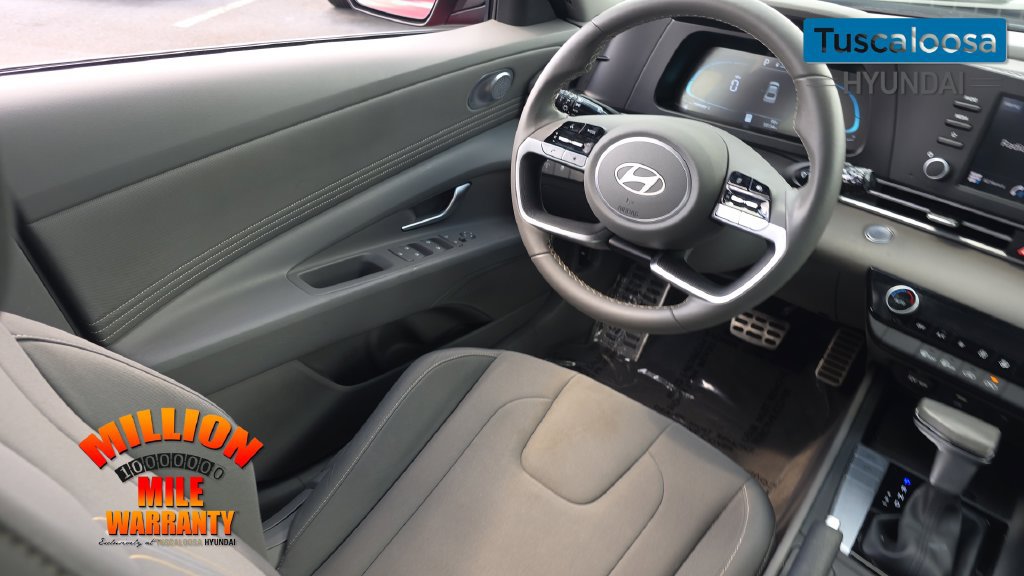 Used 2025 Hyundai Elantra Sport FWD image 27