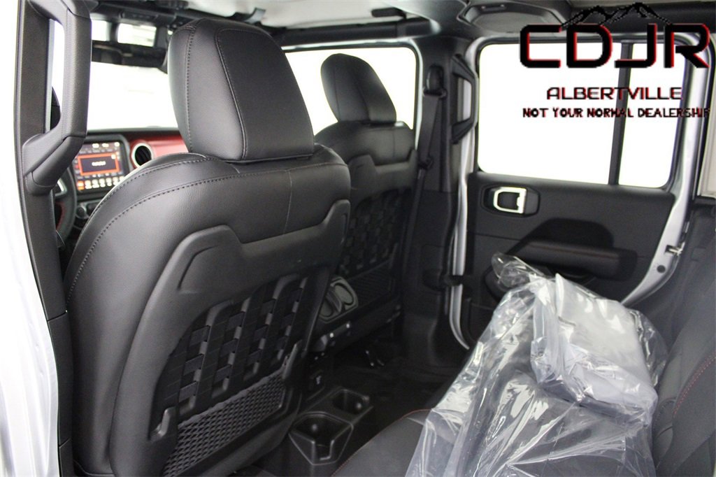 Used 2023 Jeep Gladiator Rubicon w/ Cold Weather Group image 28