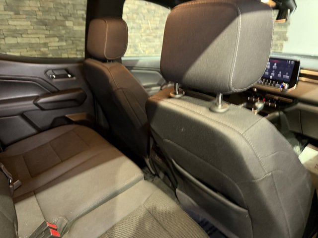 Used 2024 GMC Canyon Elevation w/ Convenience Package image 32