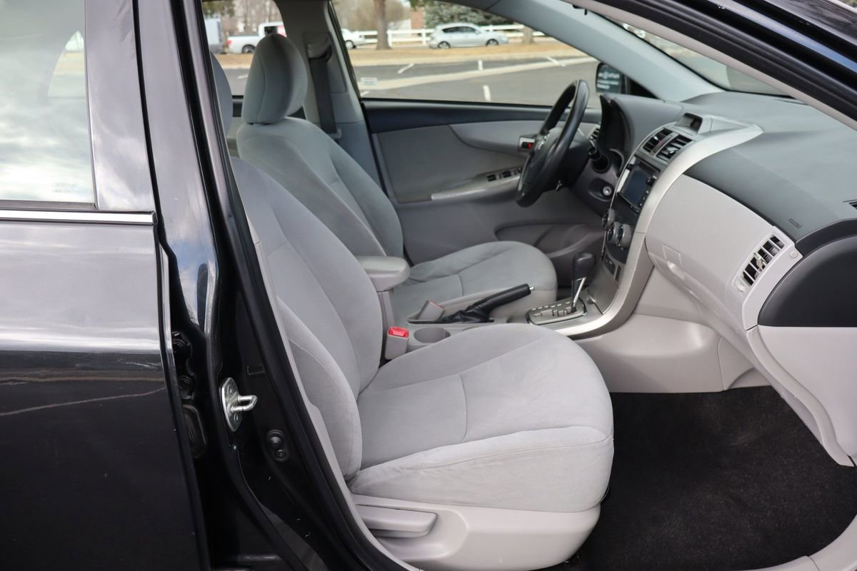 Used 2013 Toyota Corolla LE w/ Protection Pkg image 22