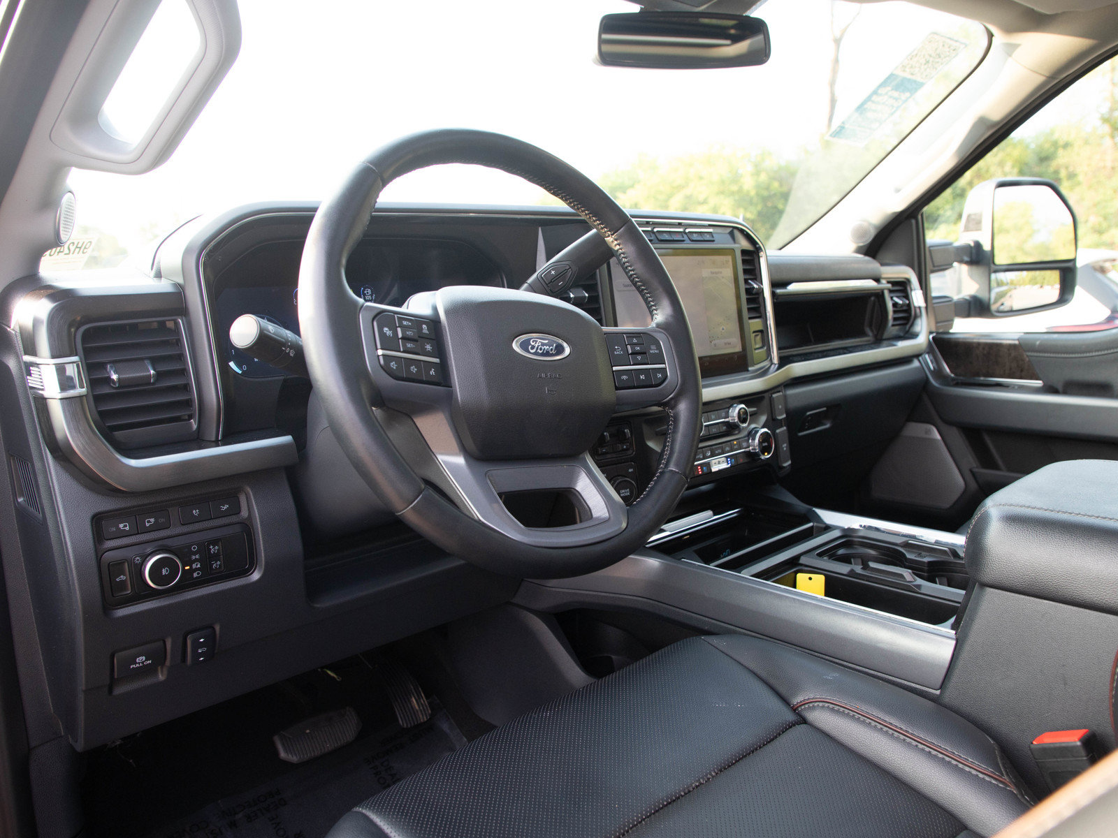 Used 2024 Ford F250 Lariat w/ Lariat Ultimate Package AWD/4WD image 26