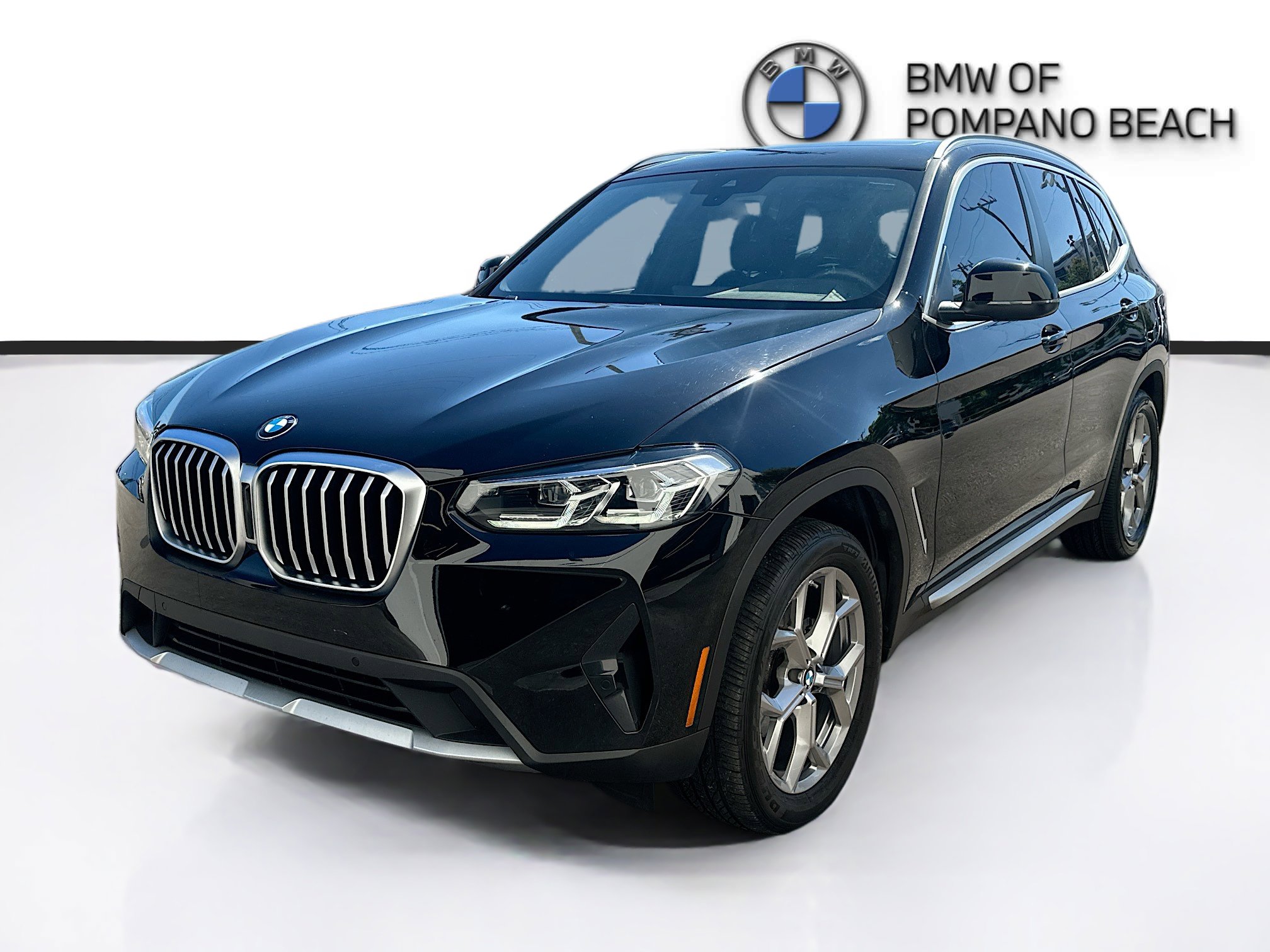 Used 2023 BMW X3 xDrive30i w/ Convenience Package image 3