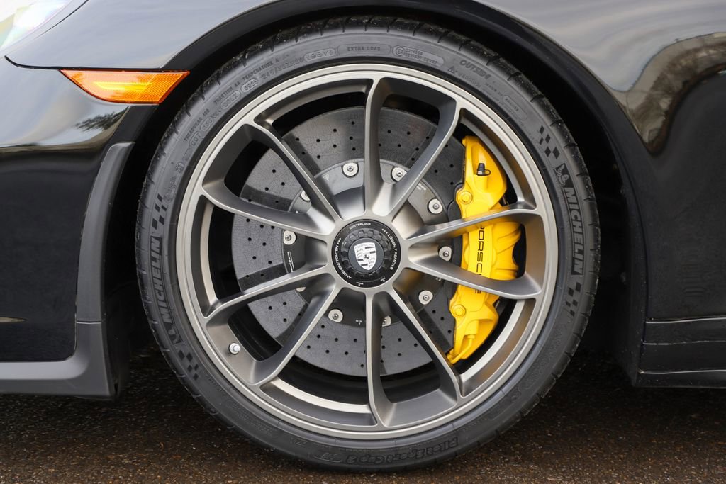 Used 2019 Porsche 911 Speedster image 16