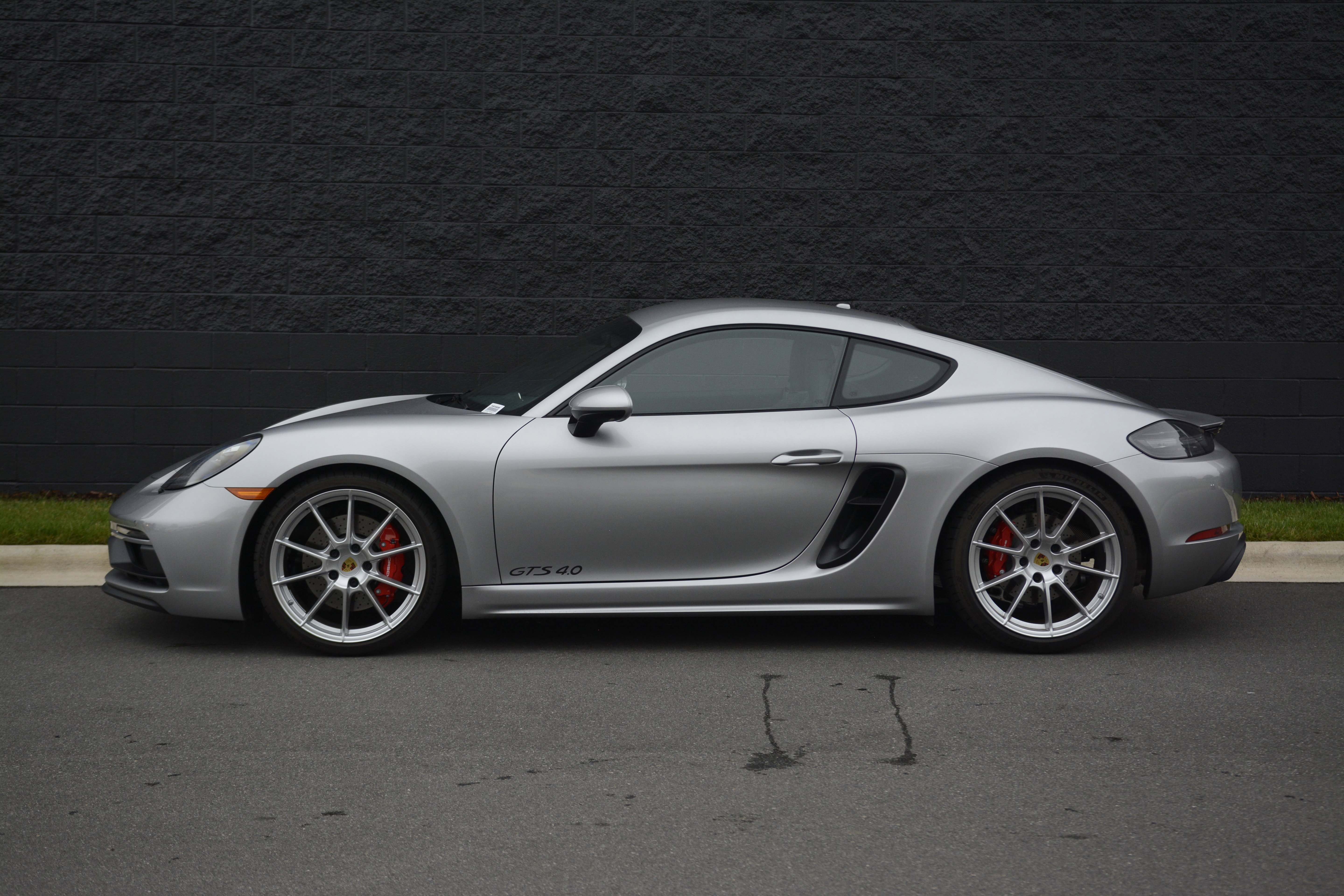 Certified 2025 Porsche 718 Cayman GTS RWD image 2