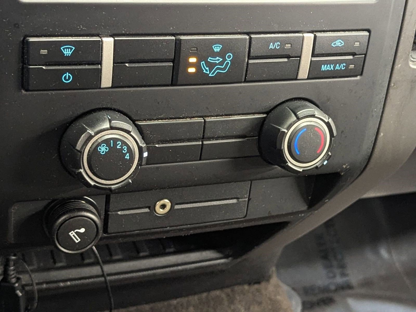 Used 2010 Ford F150 STX image 24