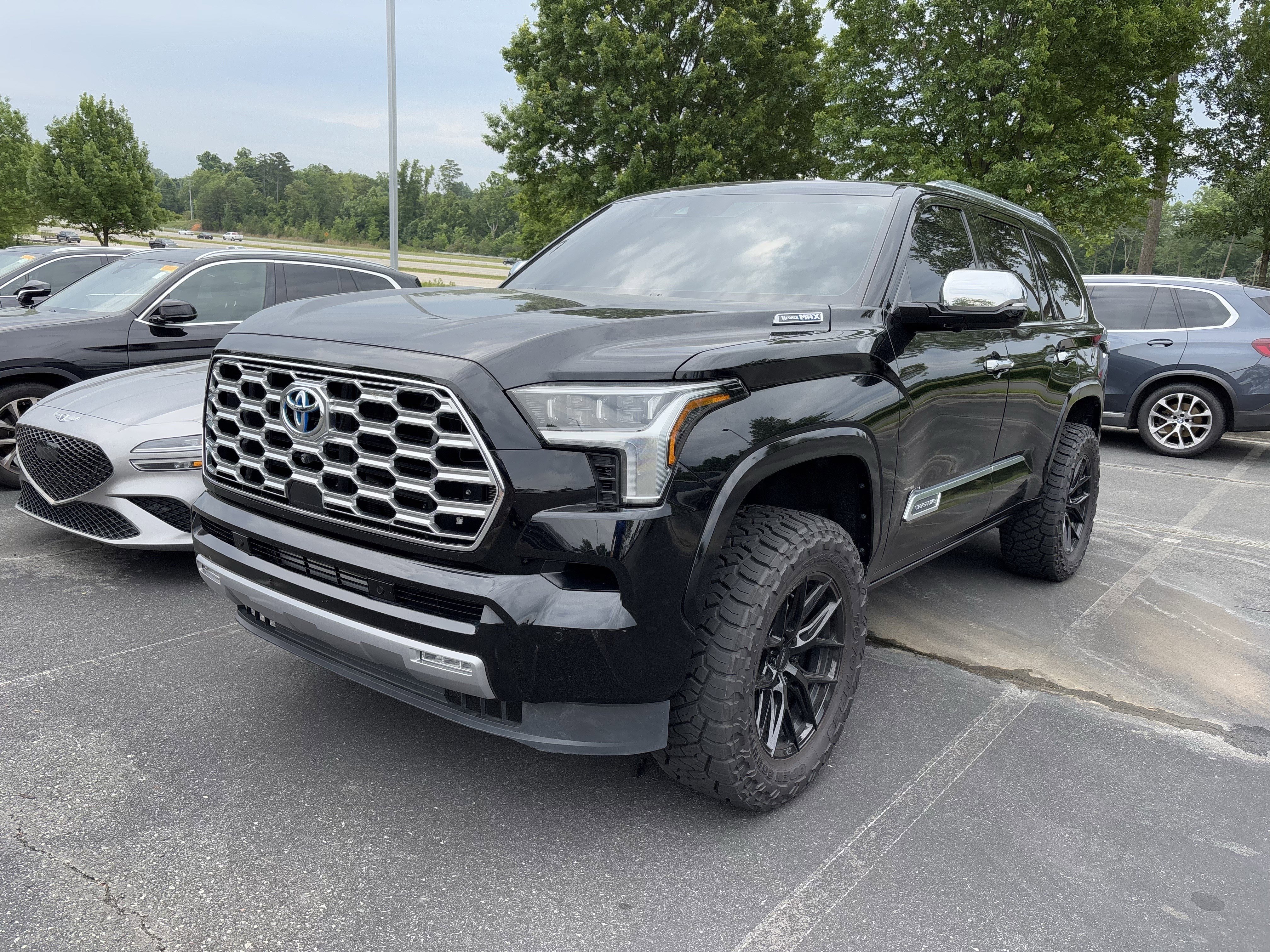 Used 2024 Toyota Sequoia Capstone AWD/4WD image 12