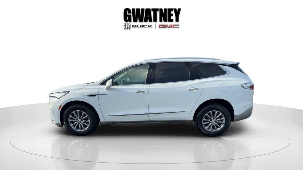 Used 2024 Buick Enclave Essence FWD image 6