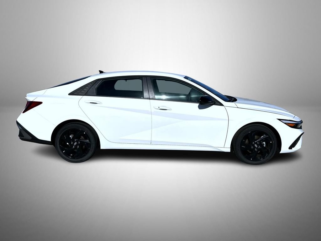 New 2026 Hyundai Elantra Sport image 4