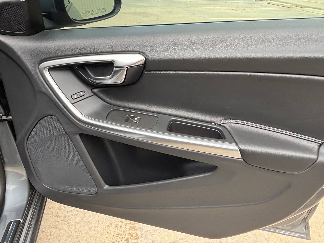 Used 2017 Volvo S60 T5 Dynamic FWD image 20