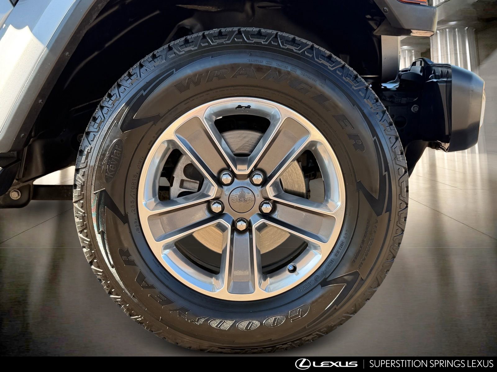 Used 2020 Jeep Wrangler Unlimited Sahara image 9