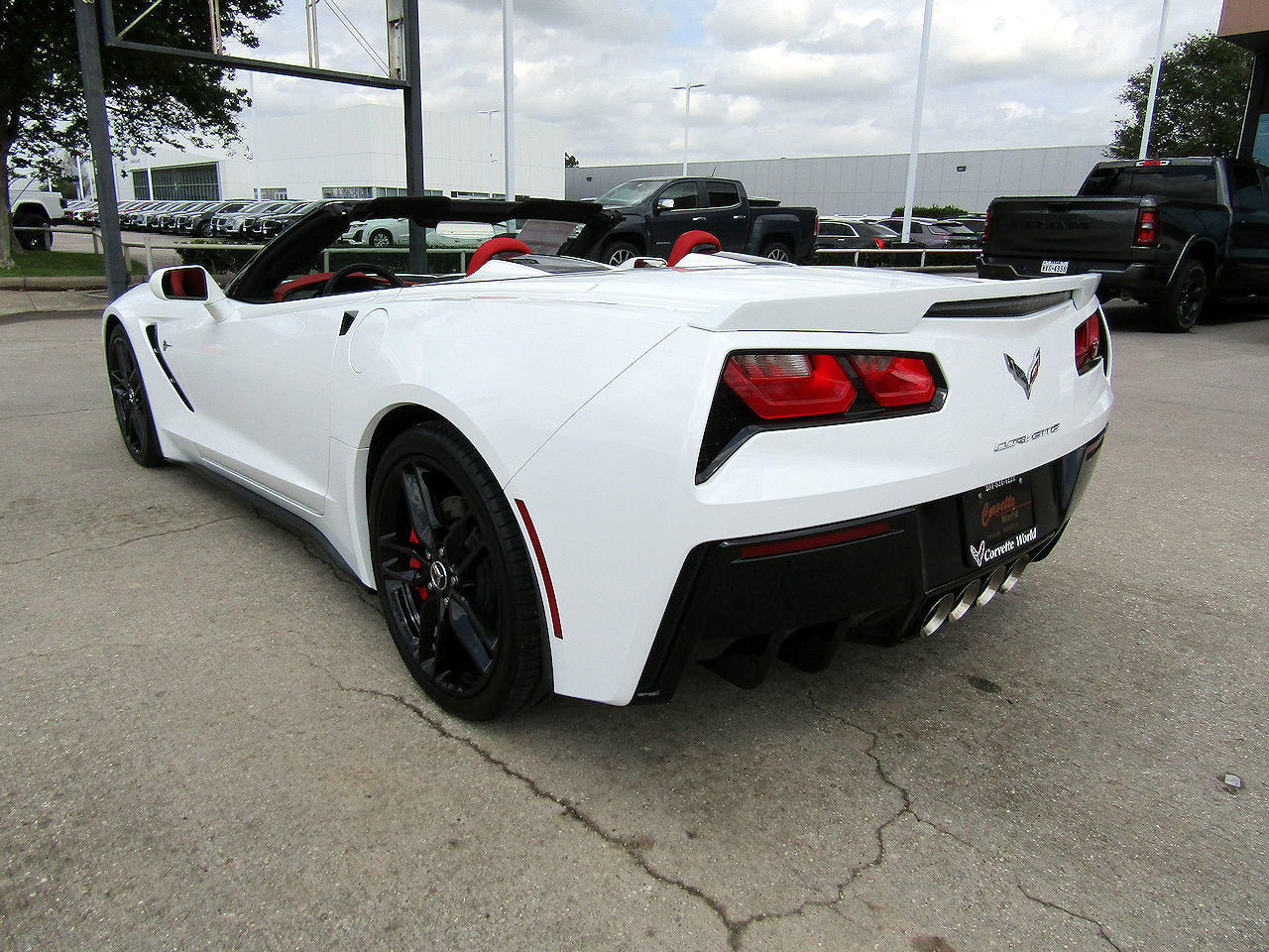 Used 2015 Chevrolet Corvette Stingray Convertible w/ 3LT Preferred Equipment Group RWD image 7