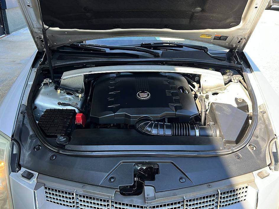 Used 2010 Cadillac CTS Premium AWD/4WD image 9