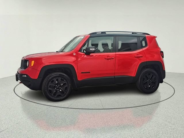Used 2018 Jeep Renegade Trailhawk w/ Cold Weather Group II AWD/4WD image 3