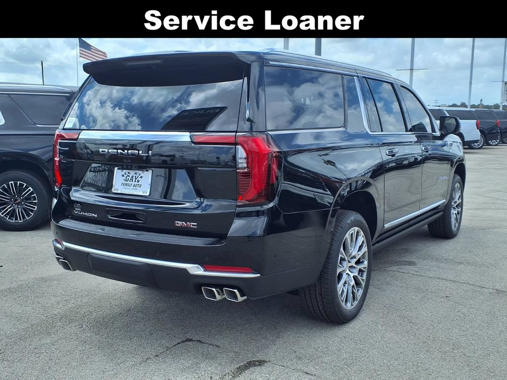 New 2026 GMC Yukon XL Denali w/ Denali Reserve Package AWD/4WD image 4