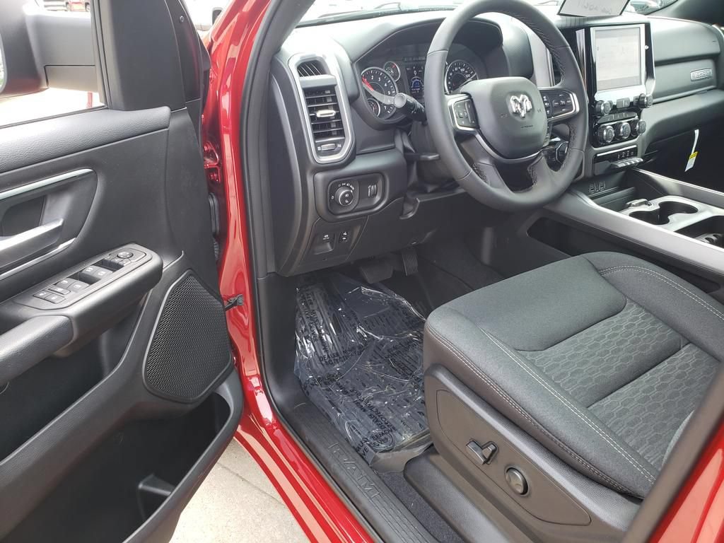 New 2026 RAM 1500 Big Horn AWD/4WD image 7