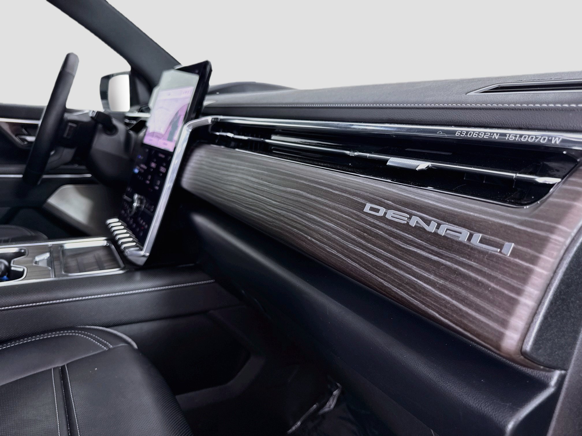 Used 2025 GMC Sierra EV Denali AWD/4WD image 32