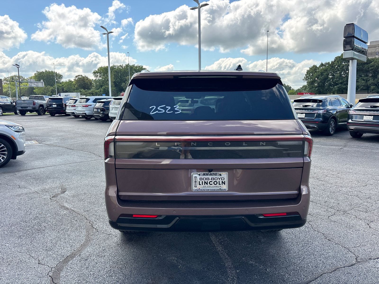 New 2027 Lincoln Navigator Black Label AWD/4WD image 6