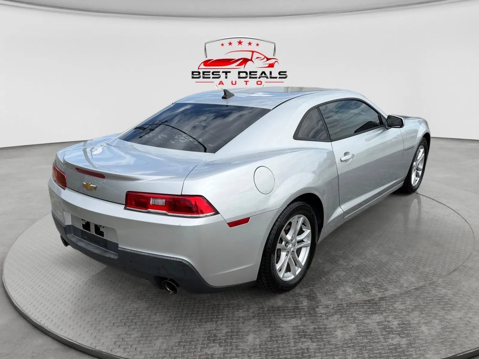 Used 2014 Chevrolet Camaro LS RWD image 6