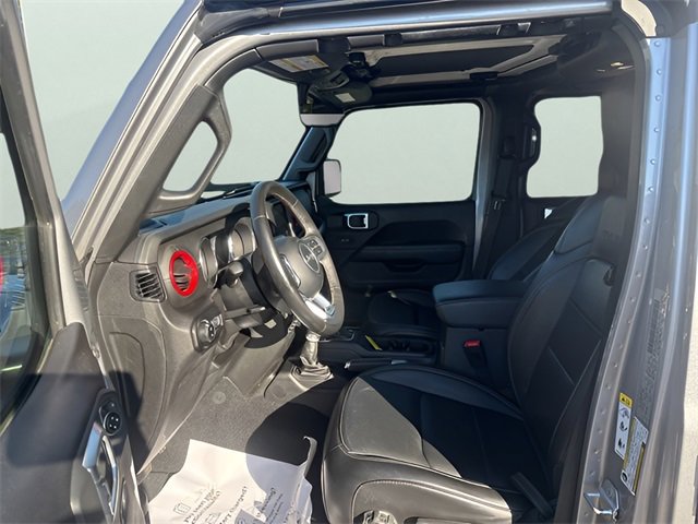 Used 2020 Jeep Gladiator Overland image 9