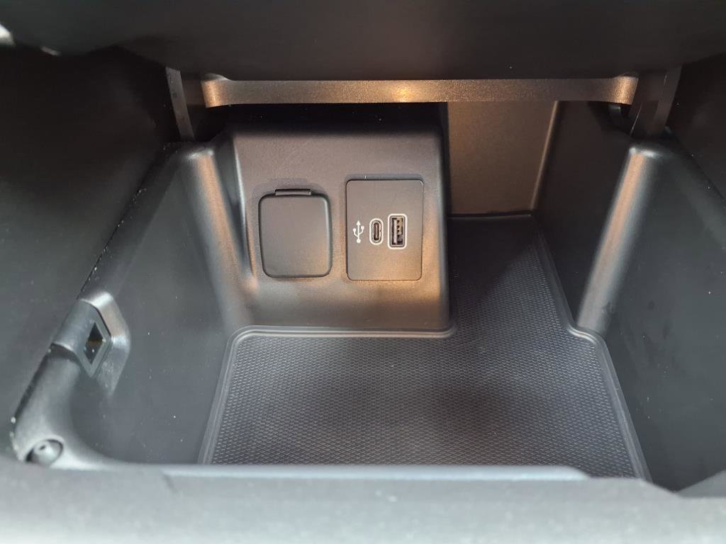 Used 2025 Ford Explorer ST image 10