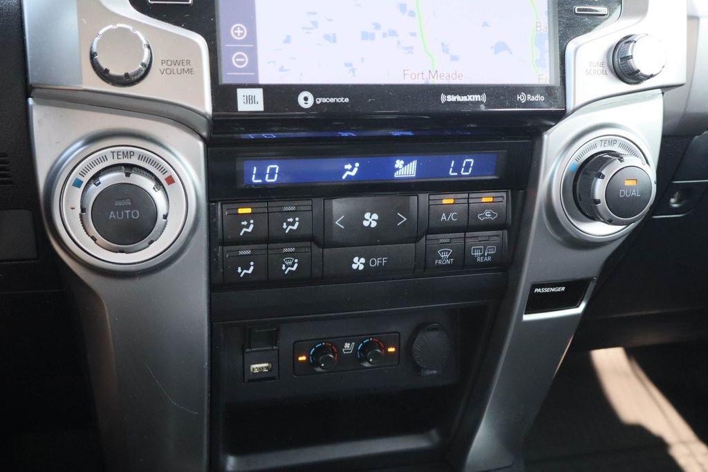 Used 2021 Toyota 4Runner Limited AWD/4WD image 18