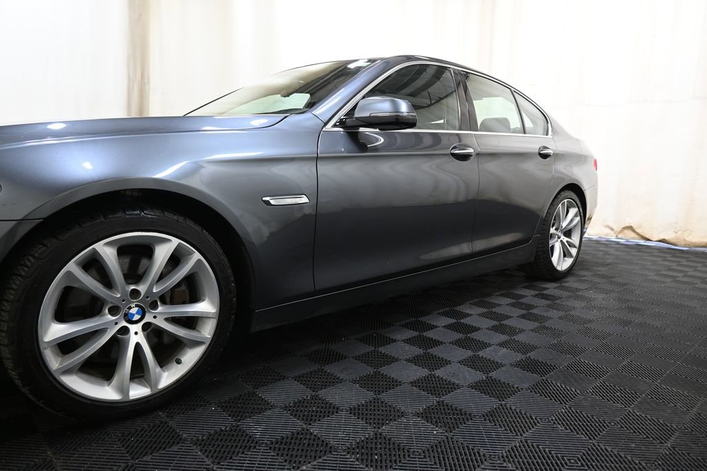 Used 2016 BMW 535i xDrive Sedan AWD/4WD image 8