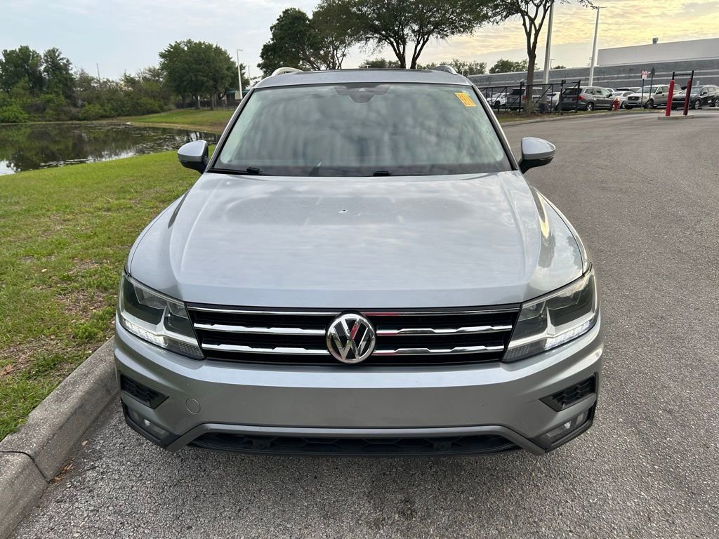 Used 2020 Volkswagen Tiguan SEL FWD image 9