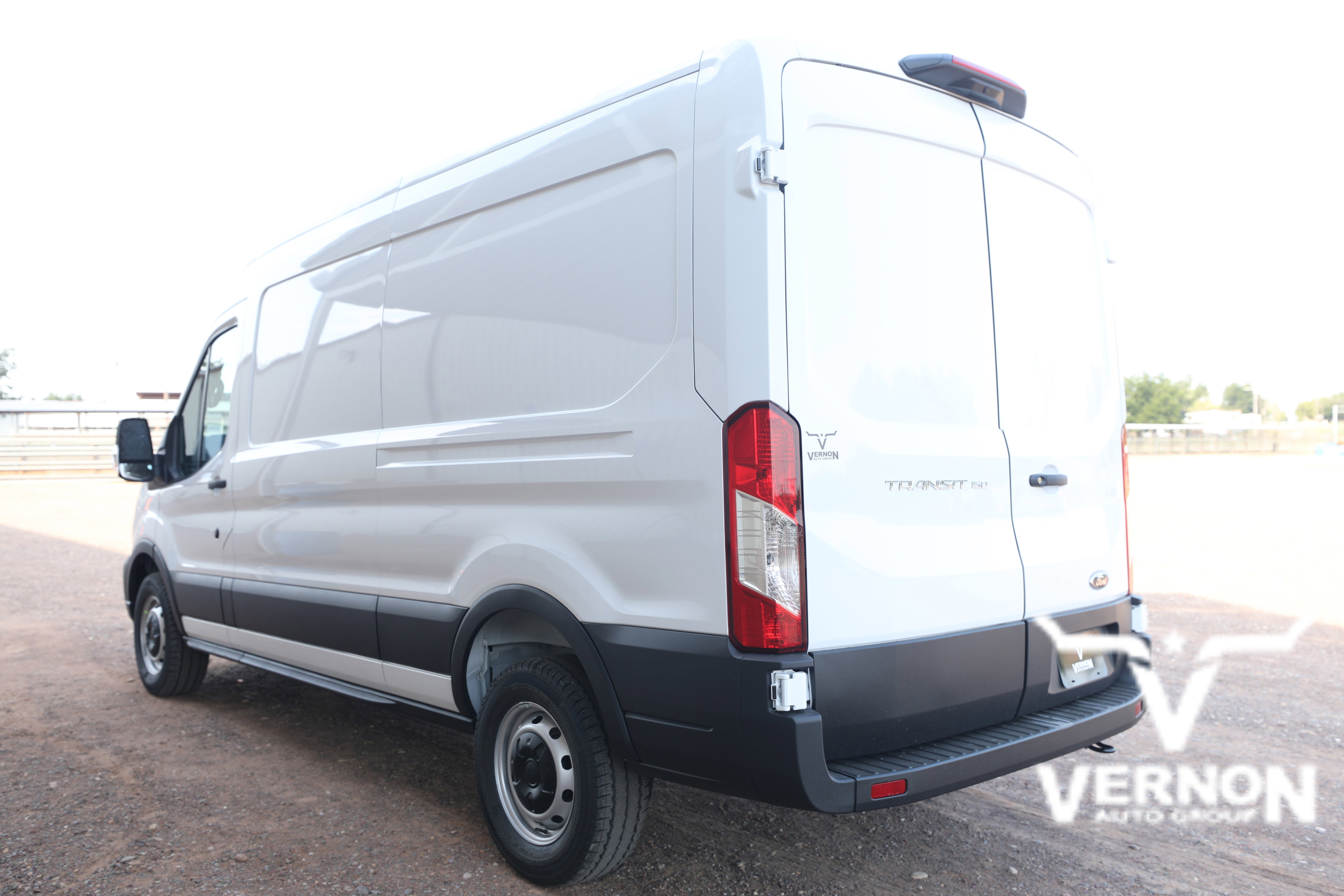 New 2025 Ford Transit 150 148 Medium Roof image 4