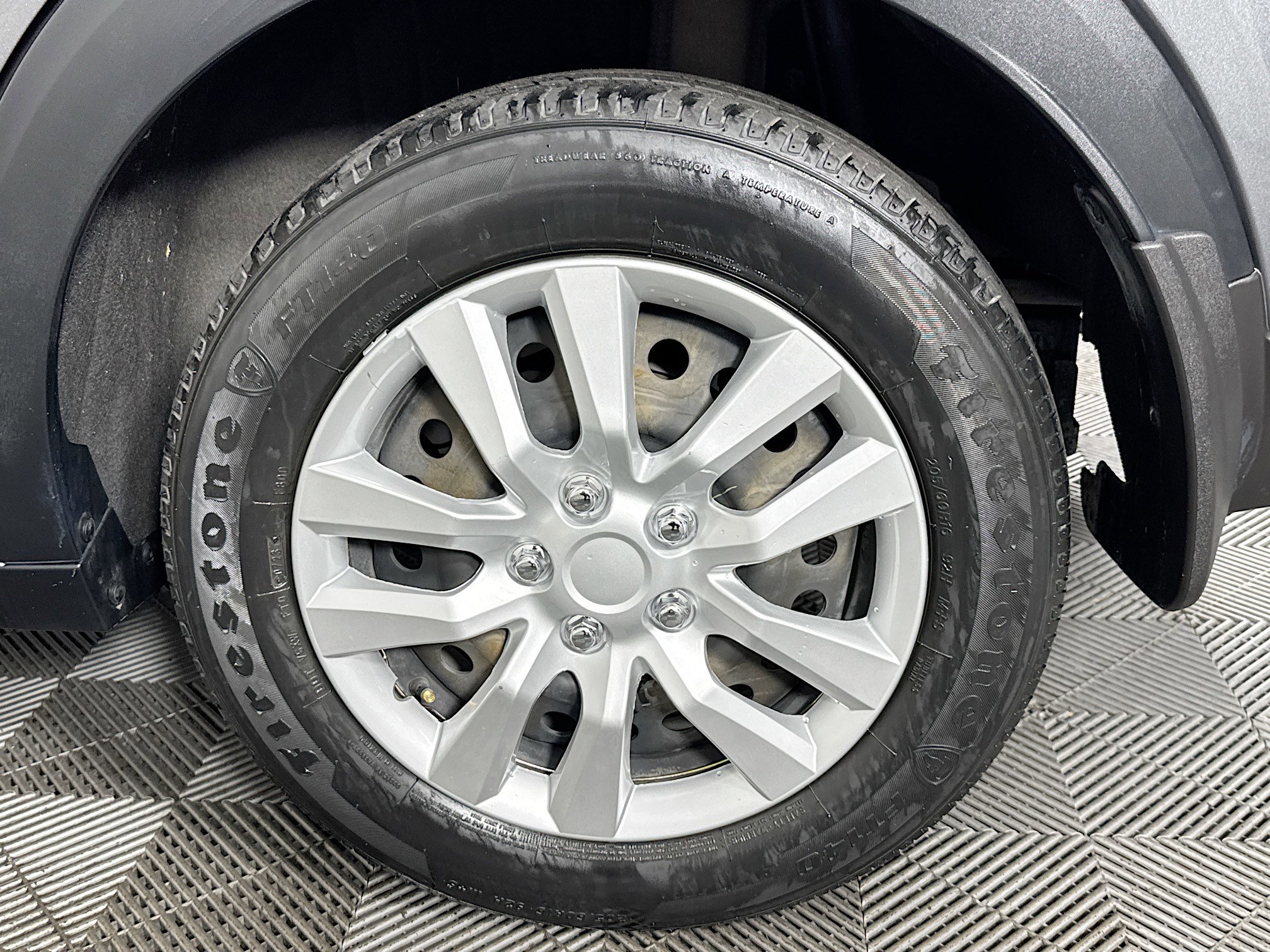 Used 2023 Nissan Kicks S image 36