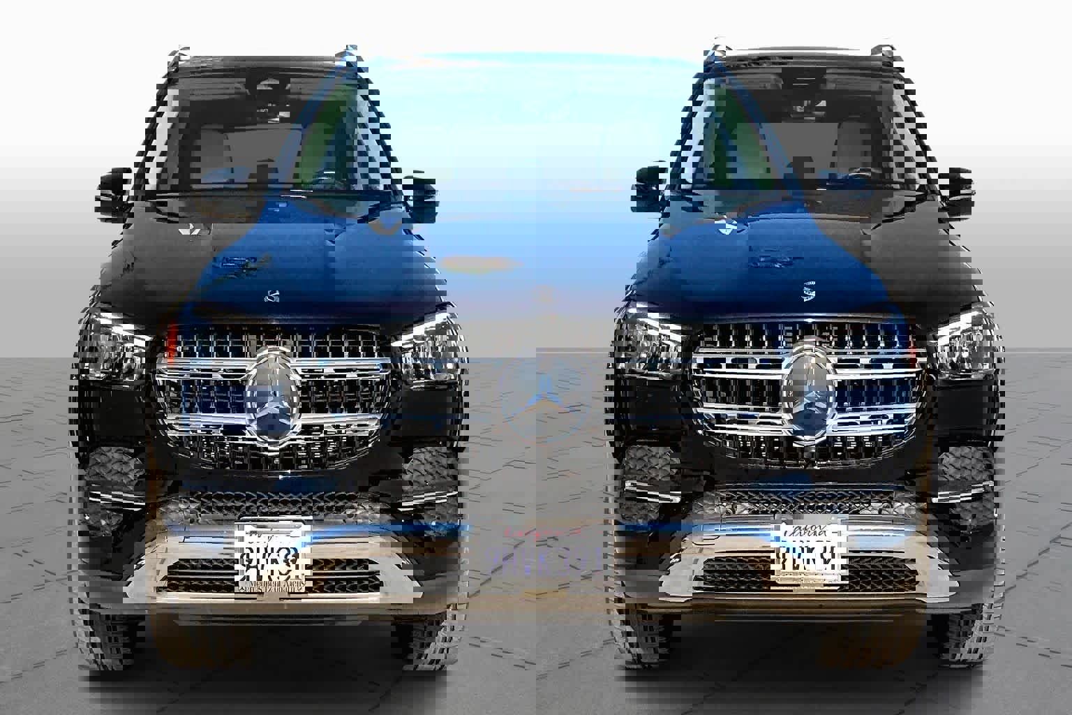 Used 2024 Mercedes-Benz GLE 350 4MATIC image 3