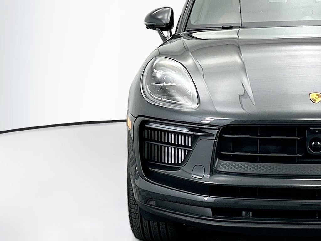 Used 2026 Porsche Macan S AWD/4WD image 12