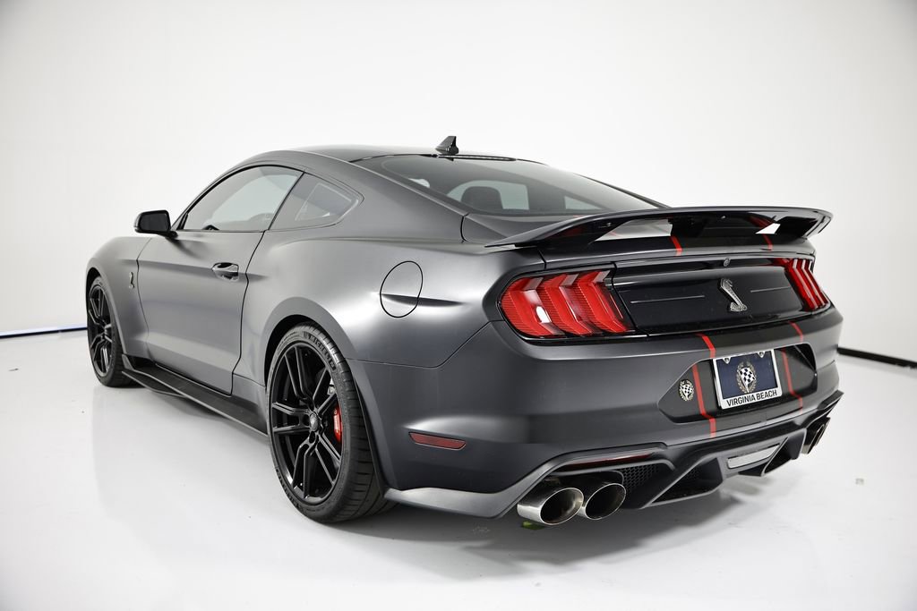 Used 2021 Ford Mustang Shelby GT500 w/ Technology Package image 3