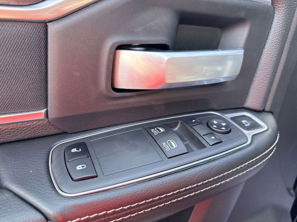 New 2024 RAM 5500 SLT w/ Quick Order Package 2YG SLT AWD/4WD image 13