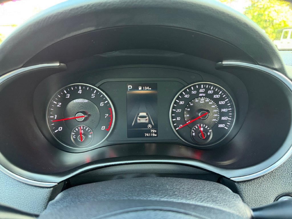 Used 2023 Kia Stinger GT-Line w/ Sun & Sound Package AWD/4WD image 21
