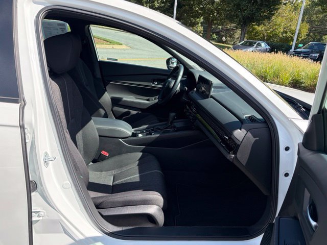 Used 2024 Honda Accord Sport image 28